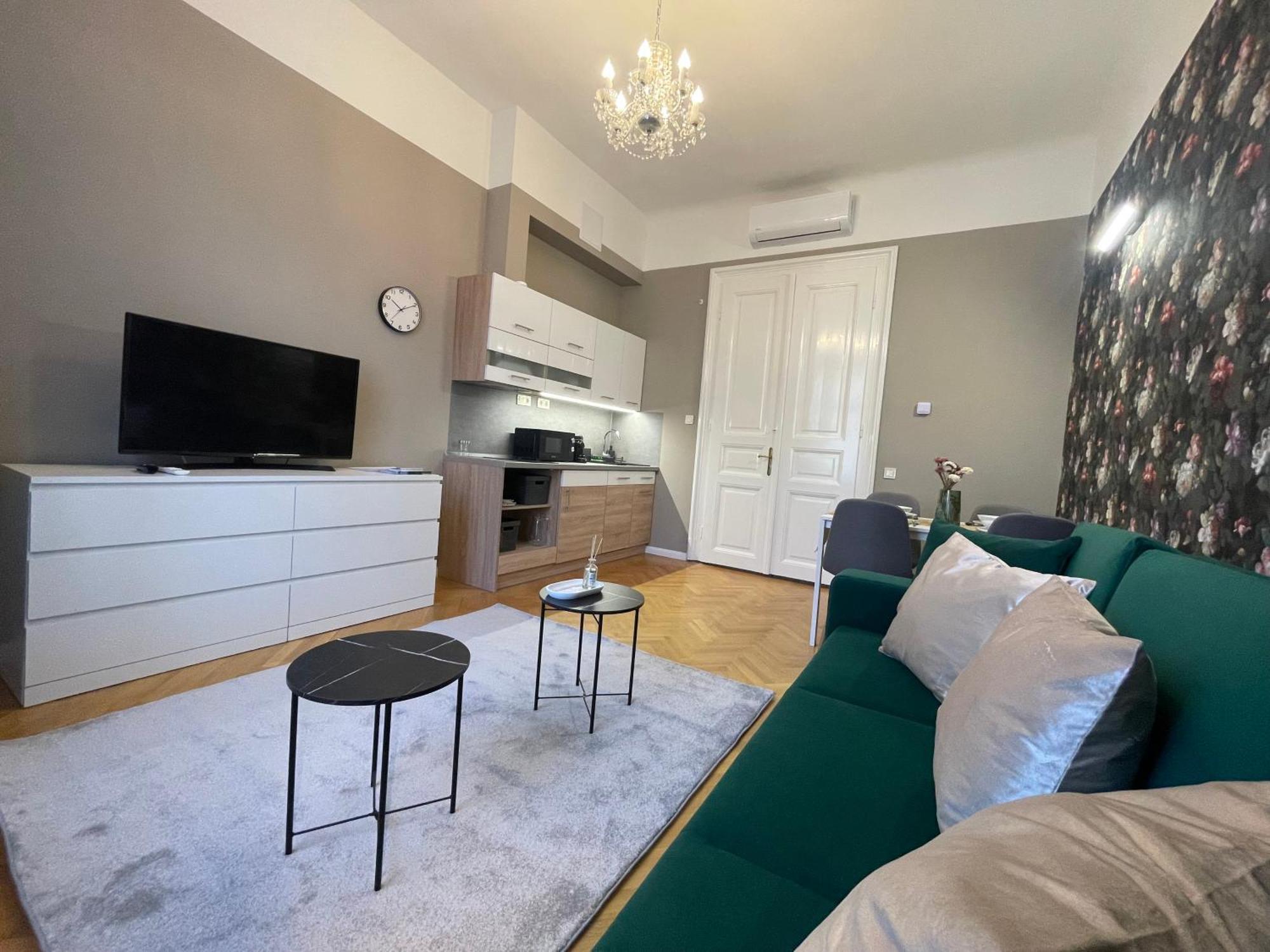 Casa Rosa Apartmanok Eger Eksteriør bilde
